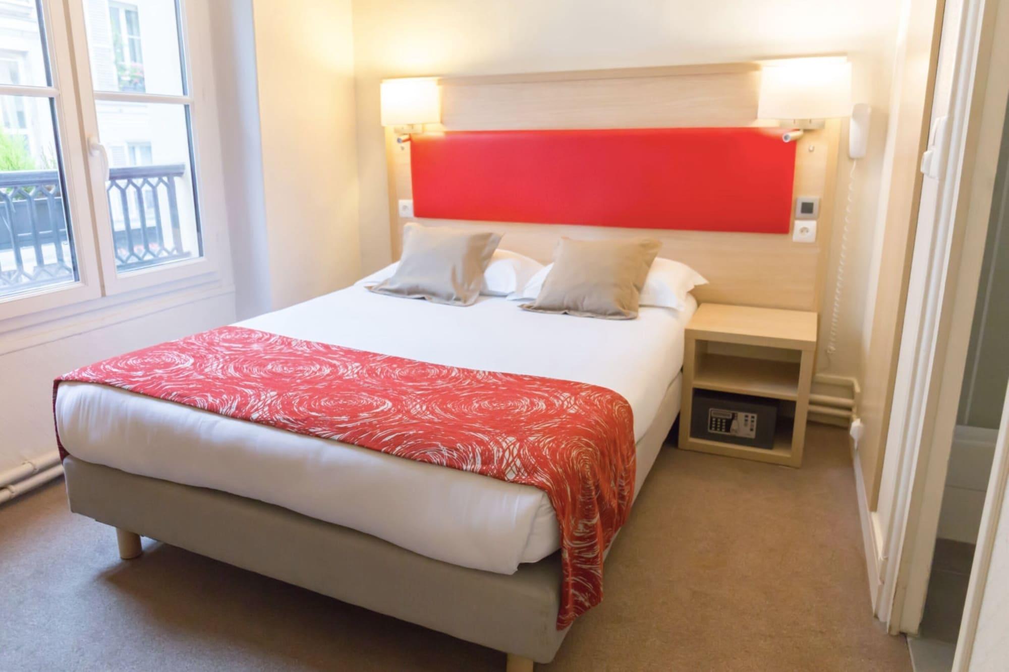 Hotel D'win 2*